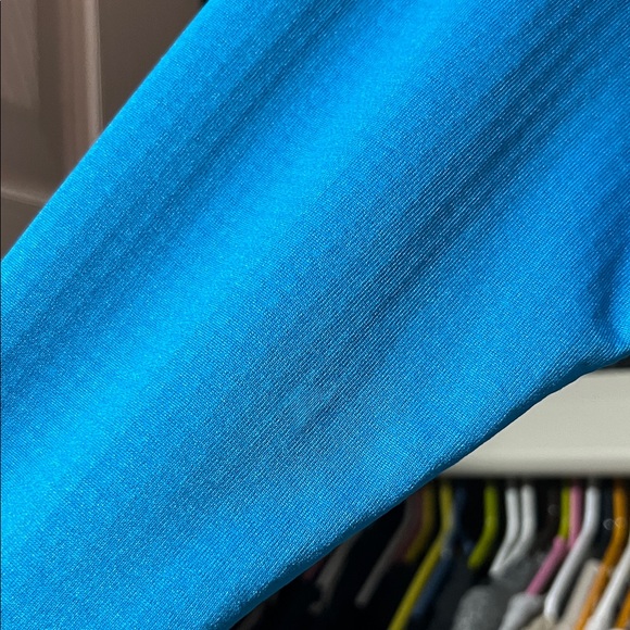 Patagonia Men's Vibrant Blue Performance Jacket - Picture 13 of 13